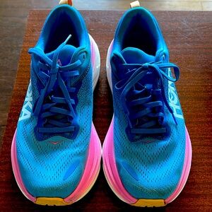 Hoka One One Bondi 9